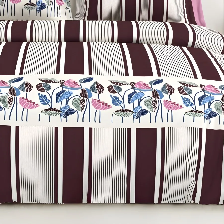 Close-up of the leaf stripe print in Wine (CA-03)