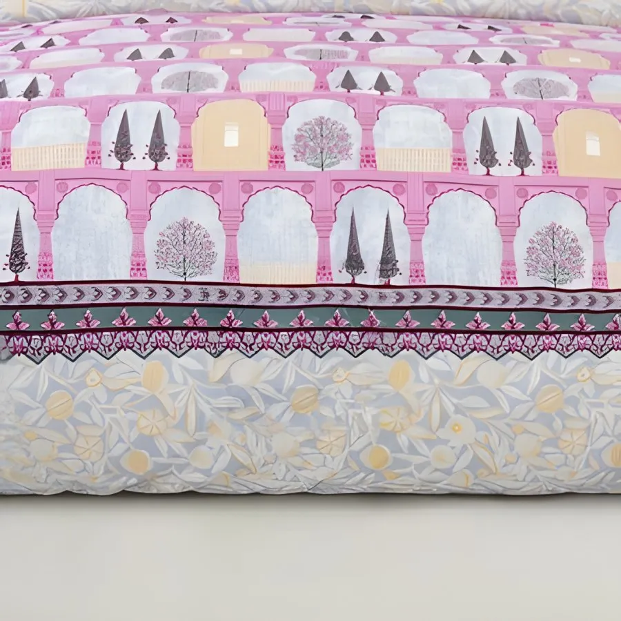 Close-up of the arch garden print in Pink (GL-01)