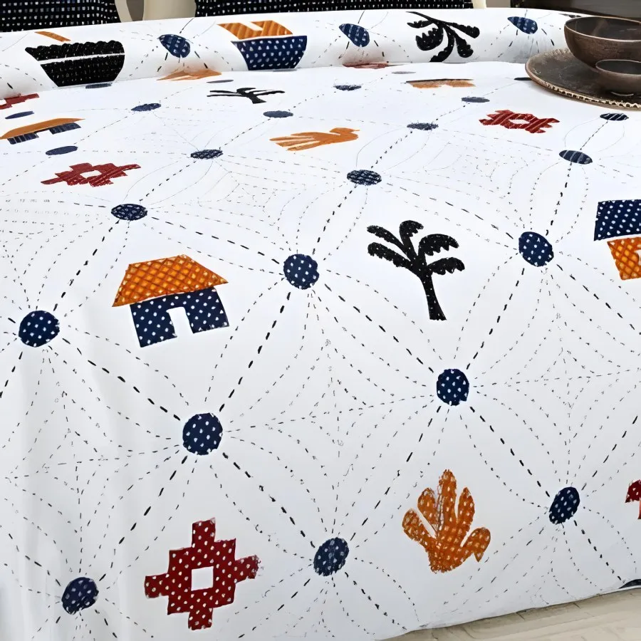 Close-up of the folk icons print in Navy (GP-04)