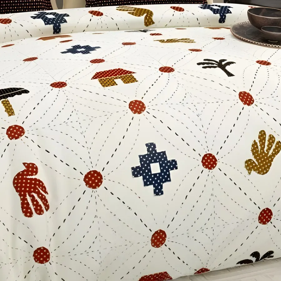 Close-up of the folk icons print in Multicolour (GP-05)