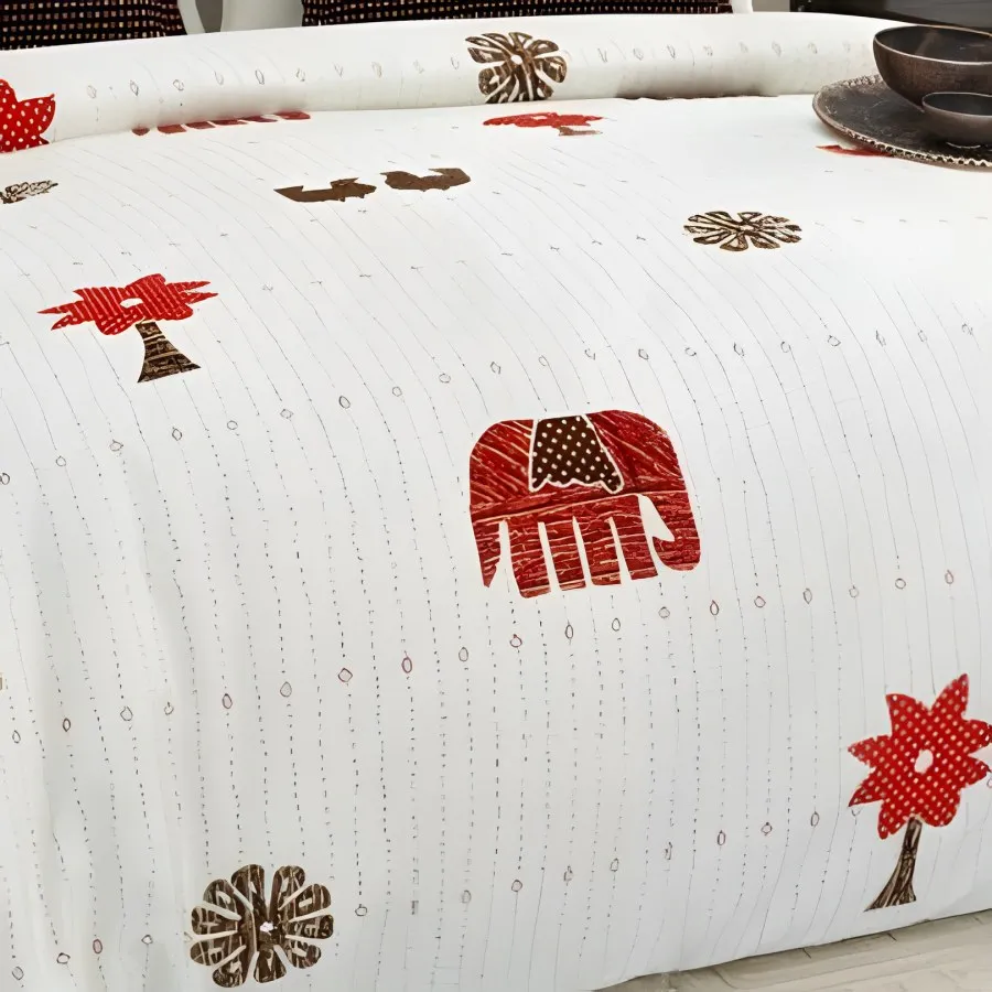 Close-up of the elephant & tree print in Red (GP-07)