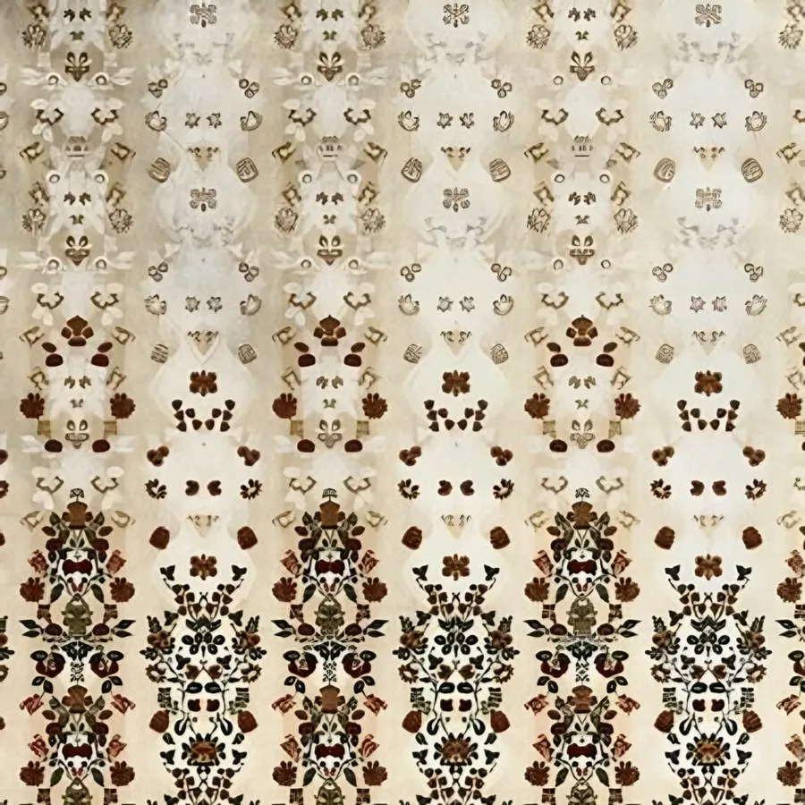 Close-up of the buta panel print in Cream & gold (IB-05)