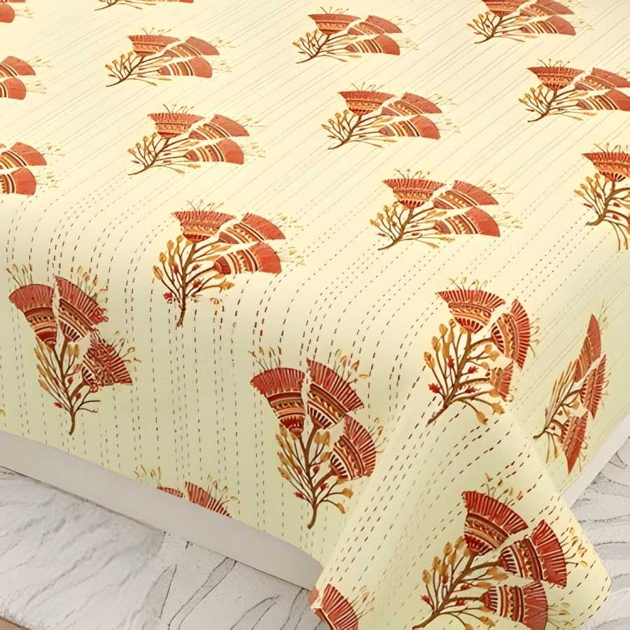 Close-up of the flower spray print in Butter & red (KS-01)