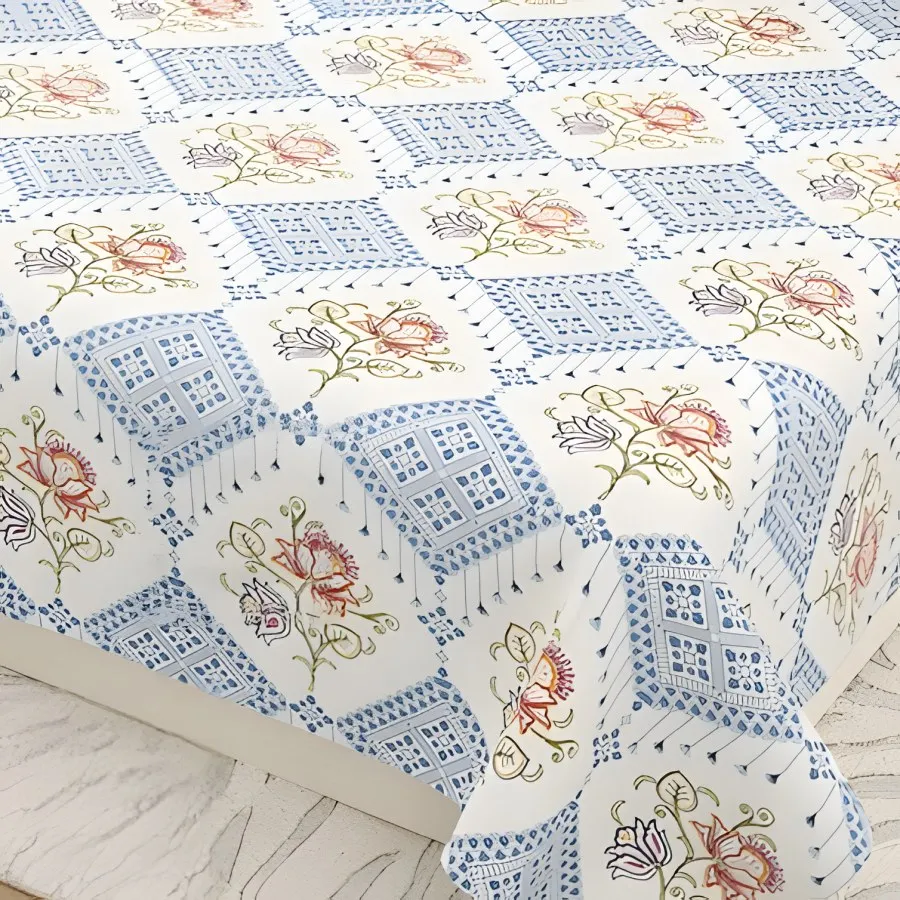 Close-up of the diamond lattice print in Powder blue & navy (KS-15)