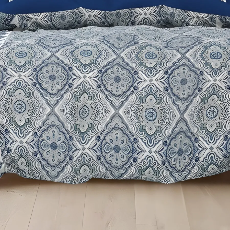 Close-up of the damask medallion print in Blue (RZ-02)
