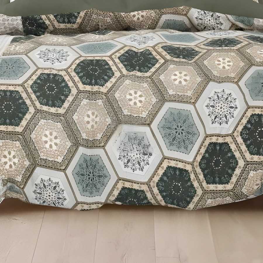 Close-up of the hexagon mosaic print in Sage (RZ-05)
