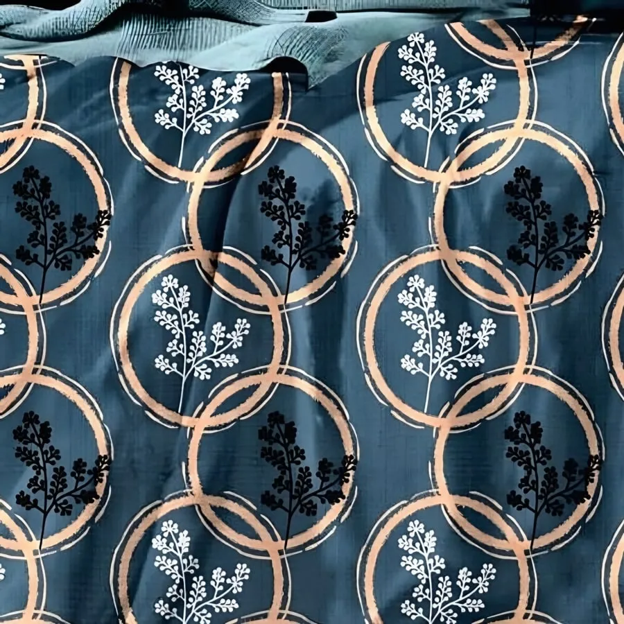 Close-up of the ring vine print in Teal (SM-03)